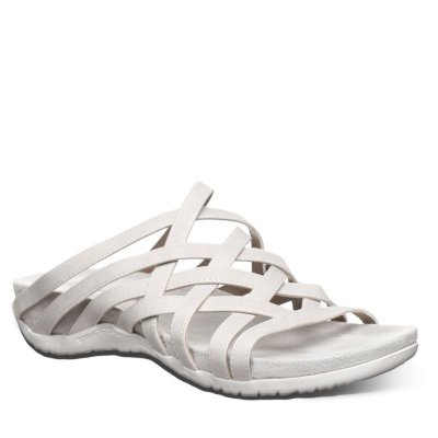 New Arrivals Bearpaw Women's Zinnia White New Arrivals Bearpaw Women's Zinnia White