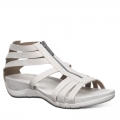 New Arrivals Bearpaw Women's Ronda White