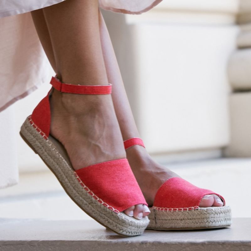 New Arrivals Bearpaw Women's Affogato Coral