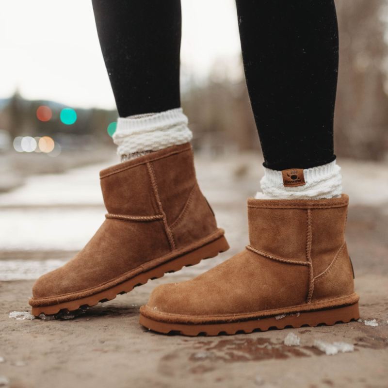 New Arrivals Bearpaw Women's Alyssa Hickory