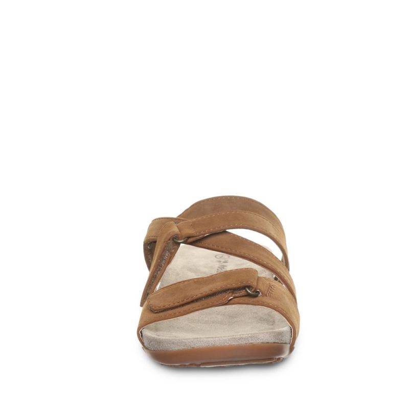 New Arrivals Bearpaw Women's Acacia Brown