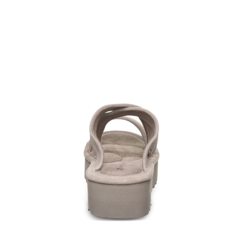 New Arrivals Bearpaw Women's Altitude Mushroom