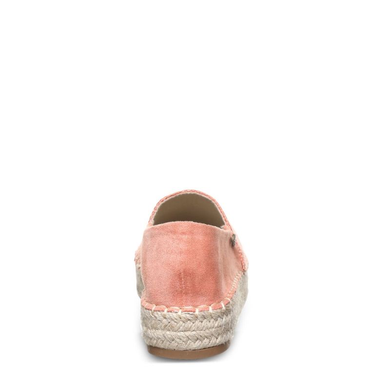 New Arrivals Bearpaw Women's Macchiato Coral