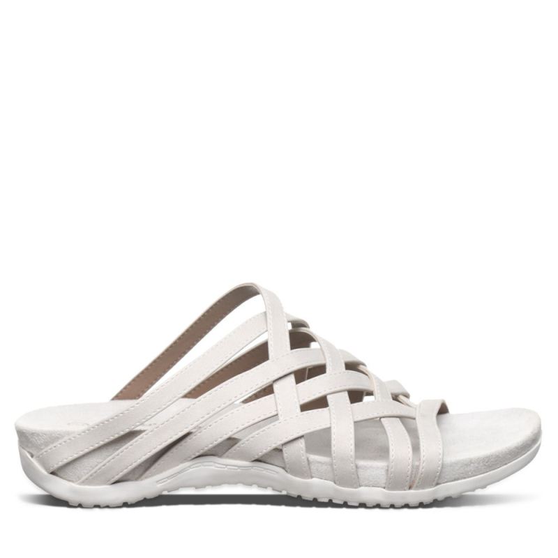 New Arrivals Bearpaw Women's Zinnia White