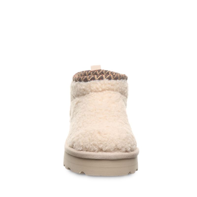 New Arrivals Bearpaw Kids' Snuggle Daphne Deco Youth Oat