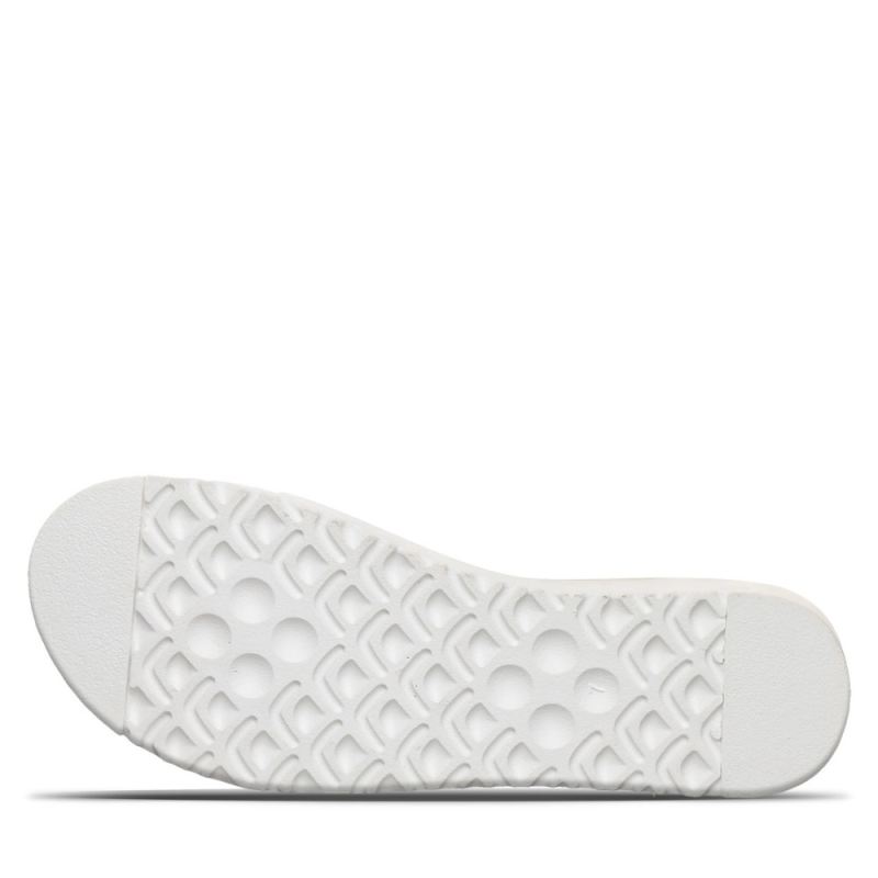 New Arrivals Bearpaw Women's Crete Bone