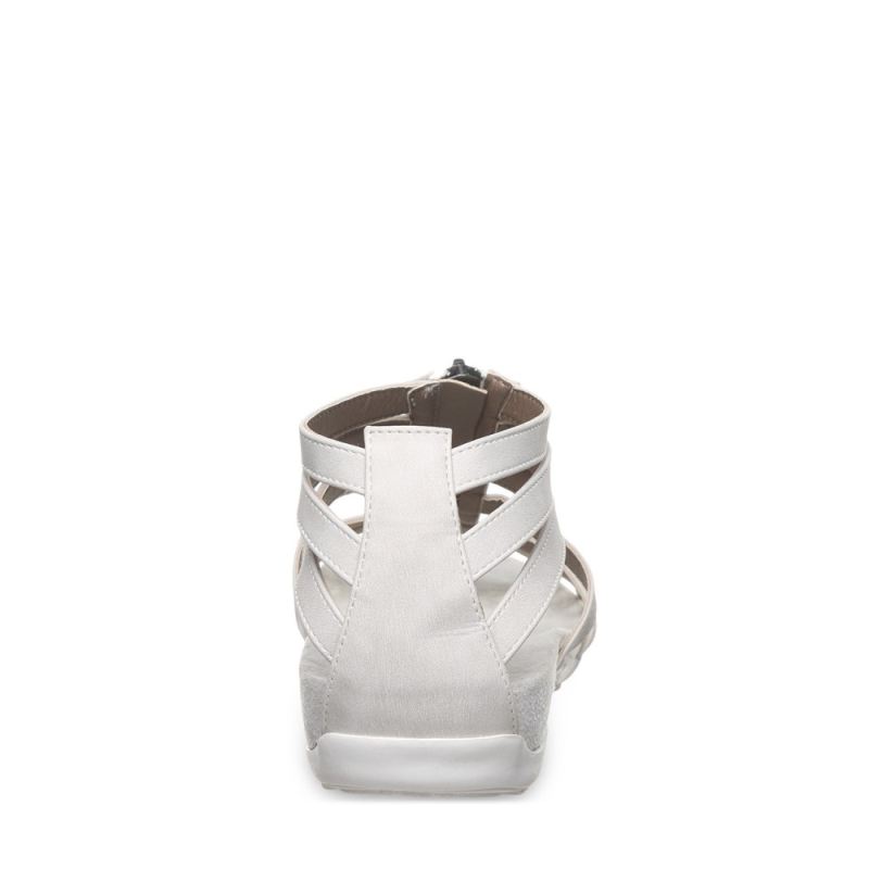 New Arrivals Bearpaw Women's Ronda White
