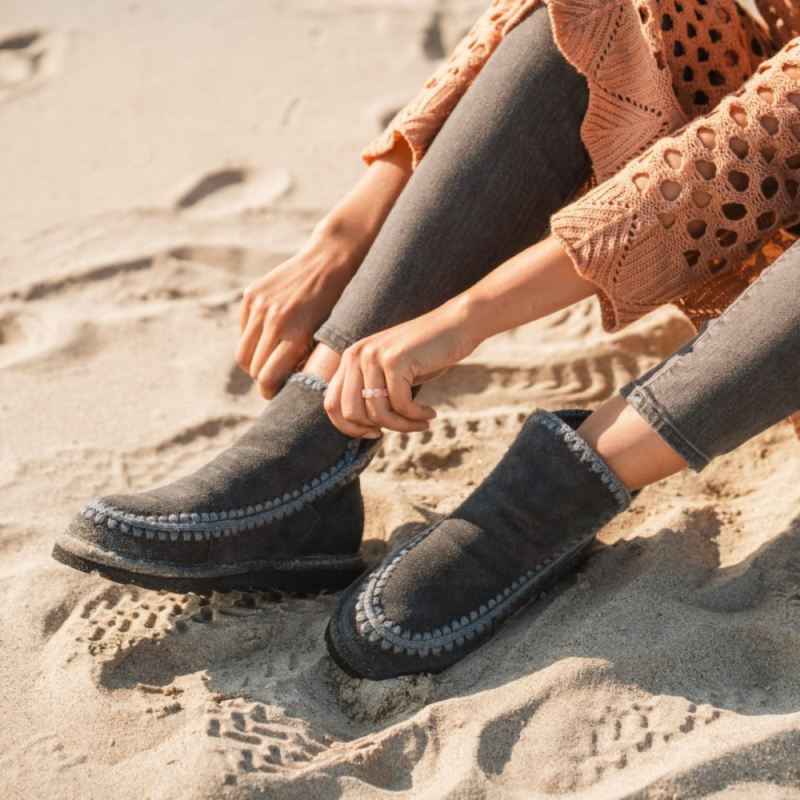 New Arrivals Bearpaw Women's Winter Graphite